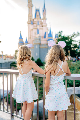 Main Street Magic Scallop Athletic Set