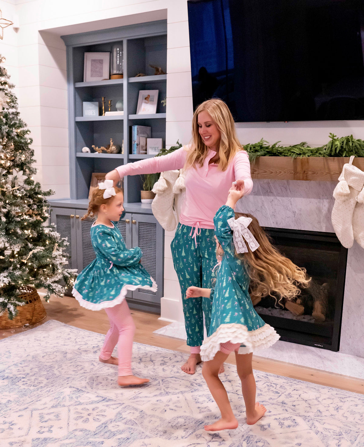 *PREORDER* Womens Trim the Tree Jogger Set