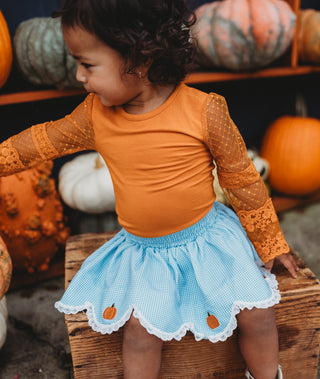 Scalloped Skort ~ Gingham and Gourds