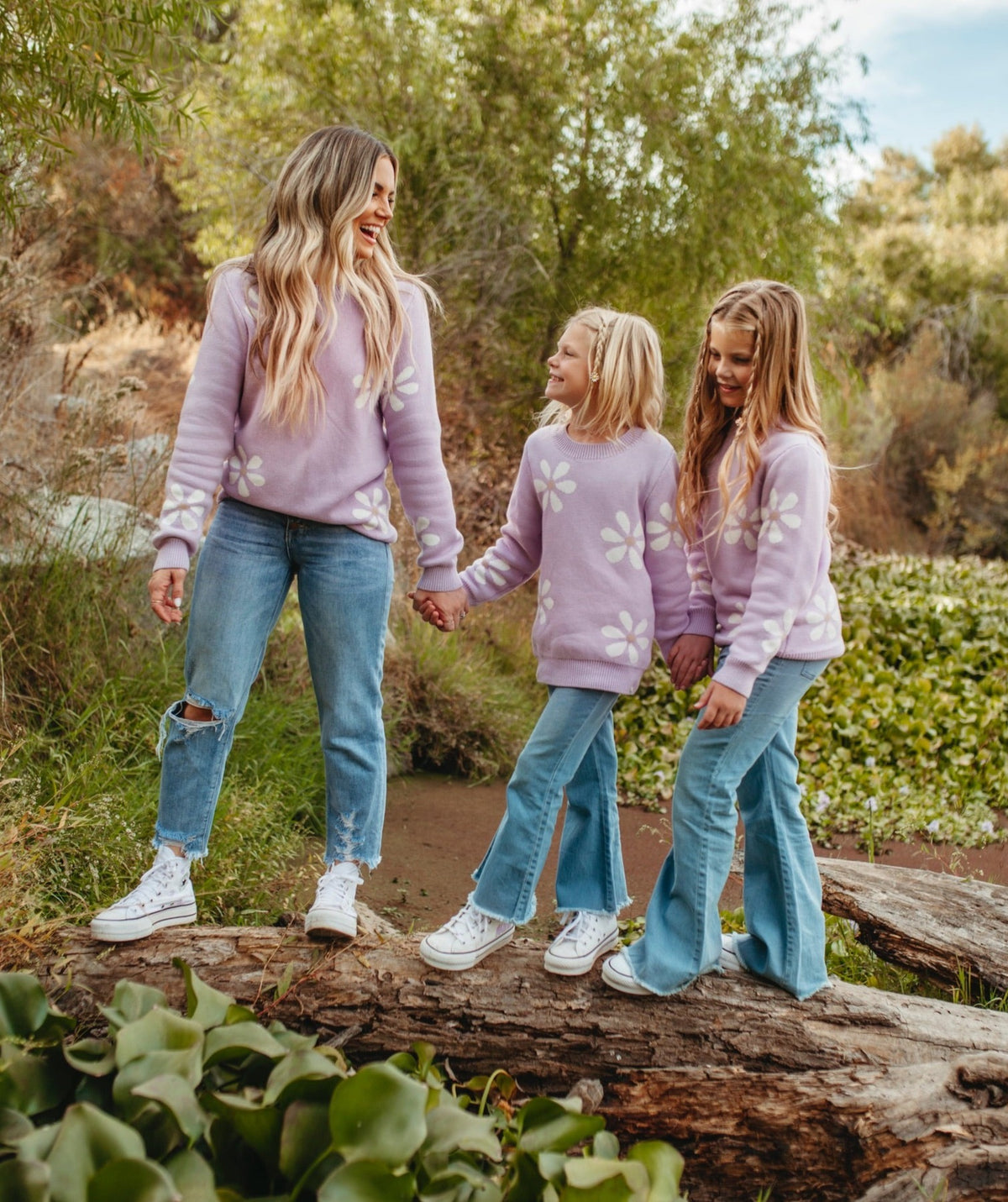Women&#39;s Purple Flower Sweater