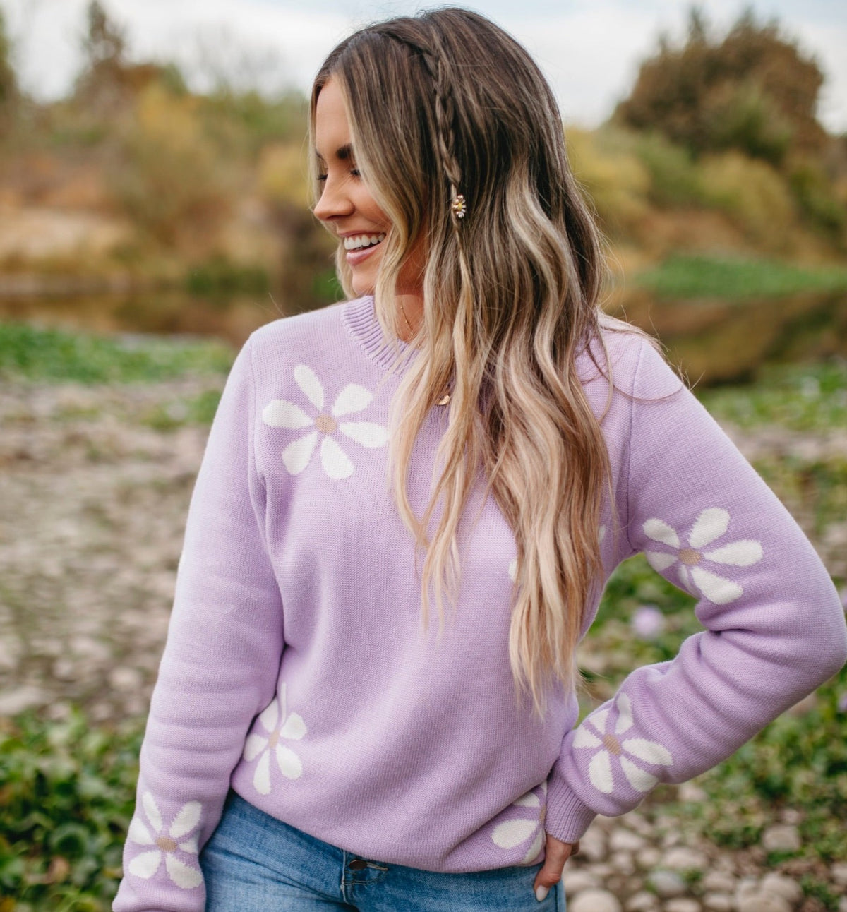 Women&#39;s Purple Flower Sweater