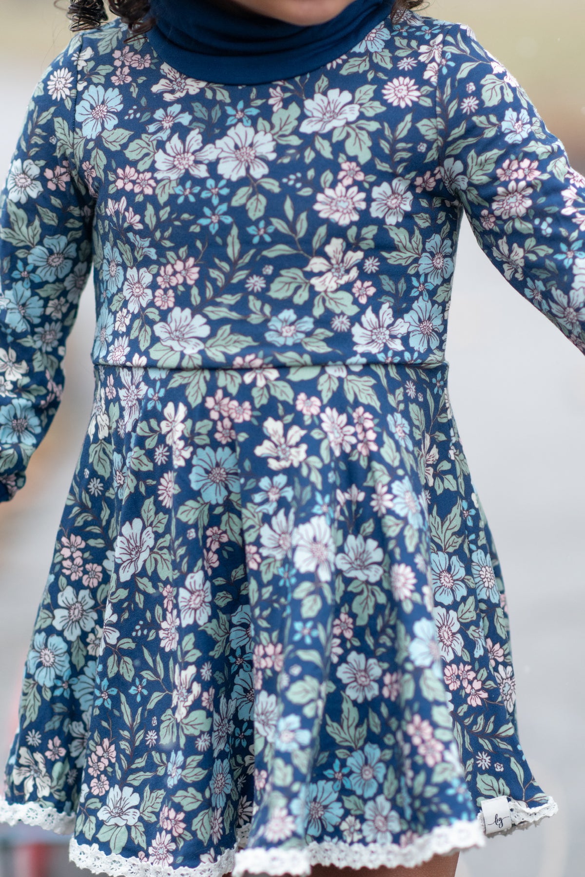Clara-Winter Floral