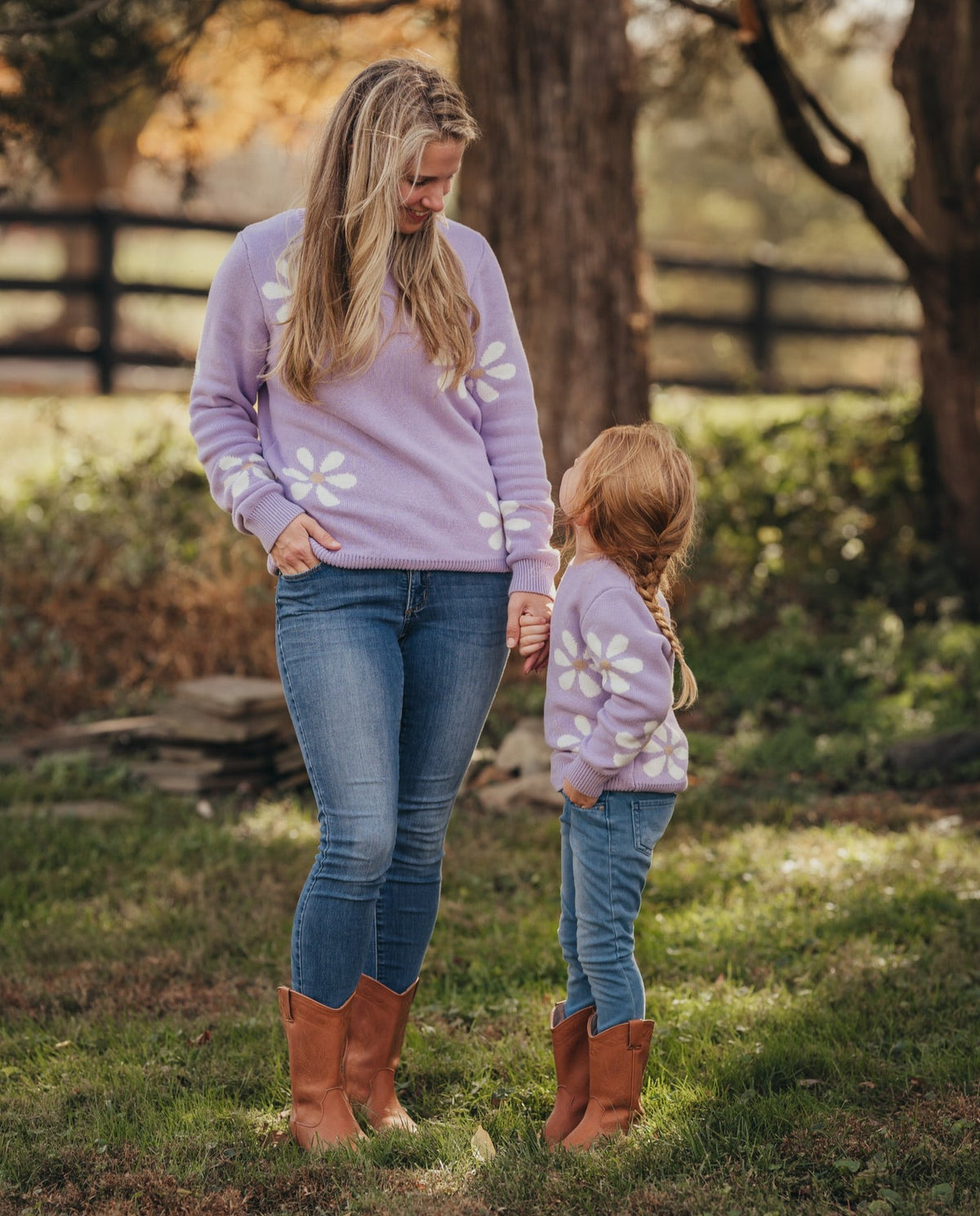 Women&#39;s Purple Flower Sweater